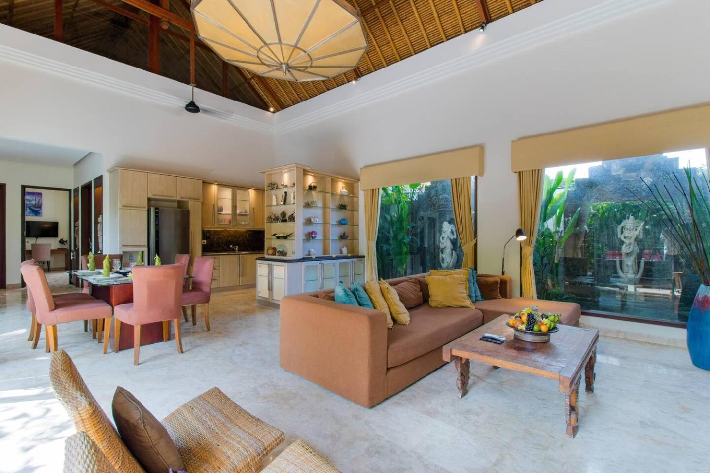 The Residence Seminyak Buitenkant foto