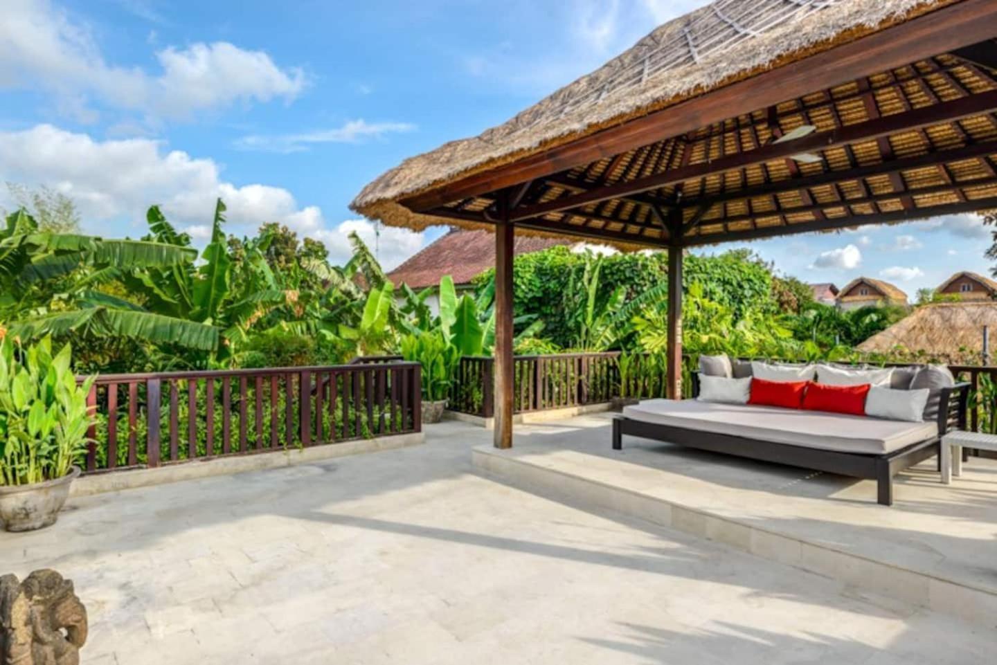 The Residence Seminyak Buitenkant foto