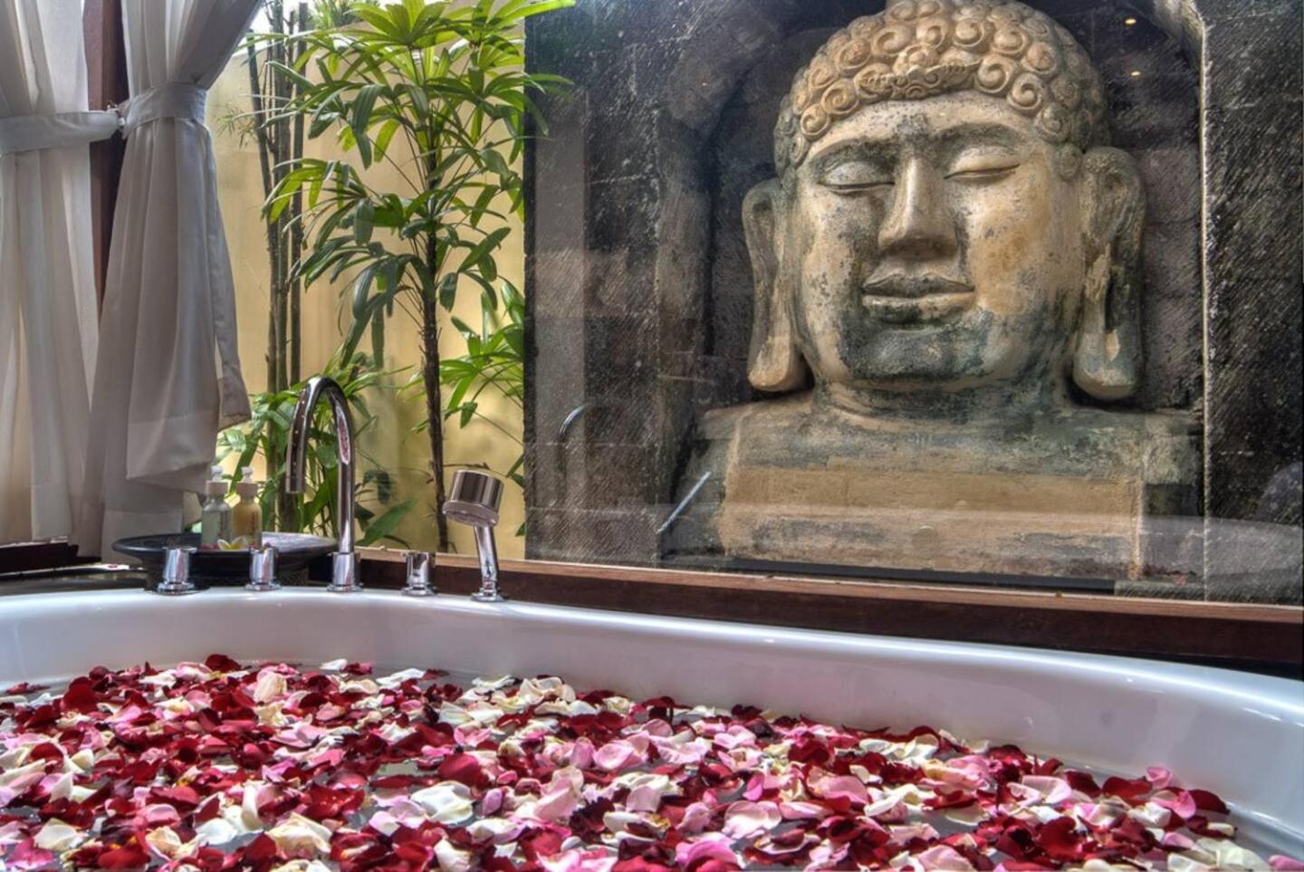 The Residence Seminyak Buitenkant foto
